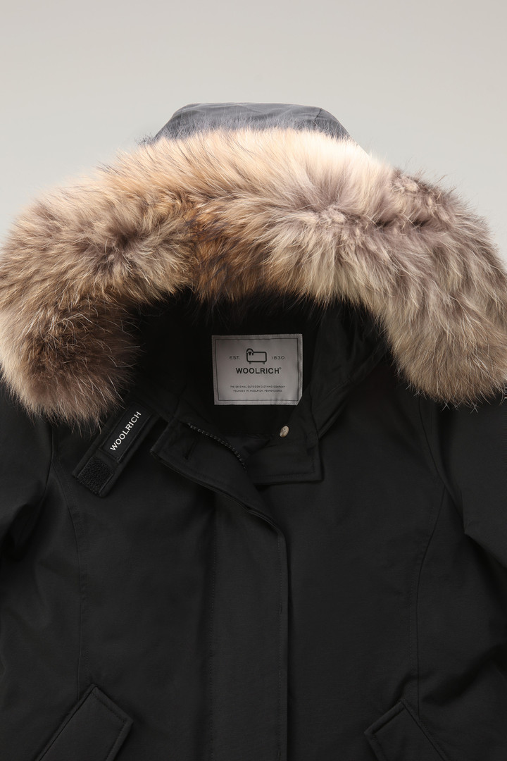 Short Arctic Parka in Ramar Cloth with Detachable Fur Black photo 2 | Woolrich