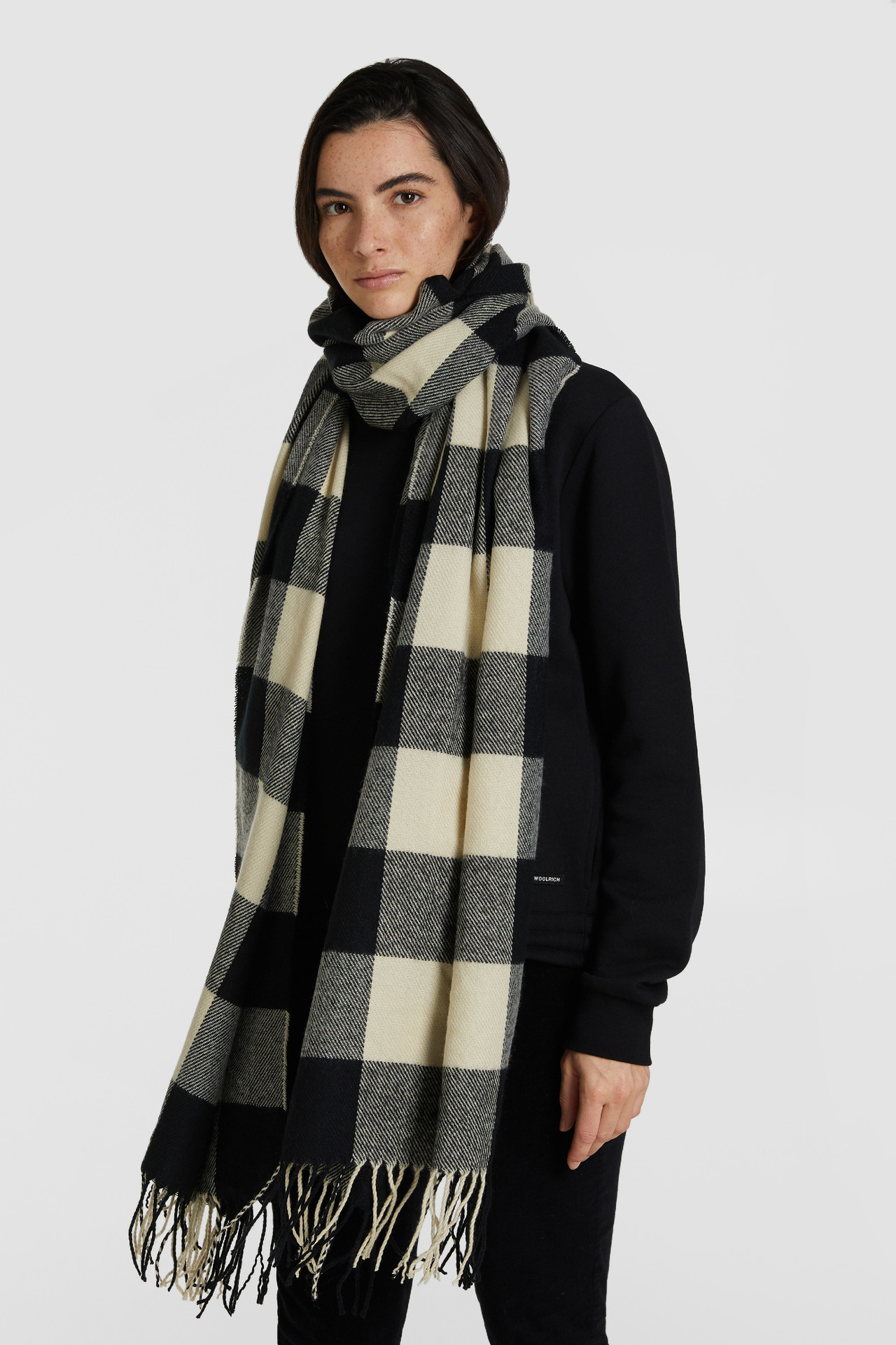 Check-Pattern Scarf