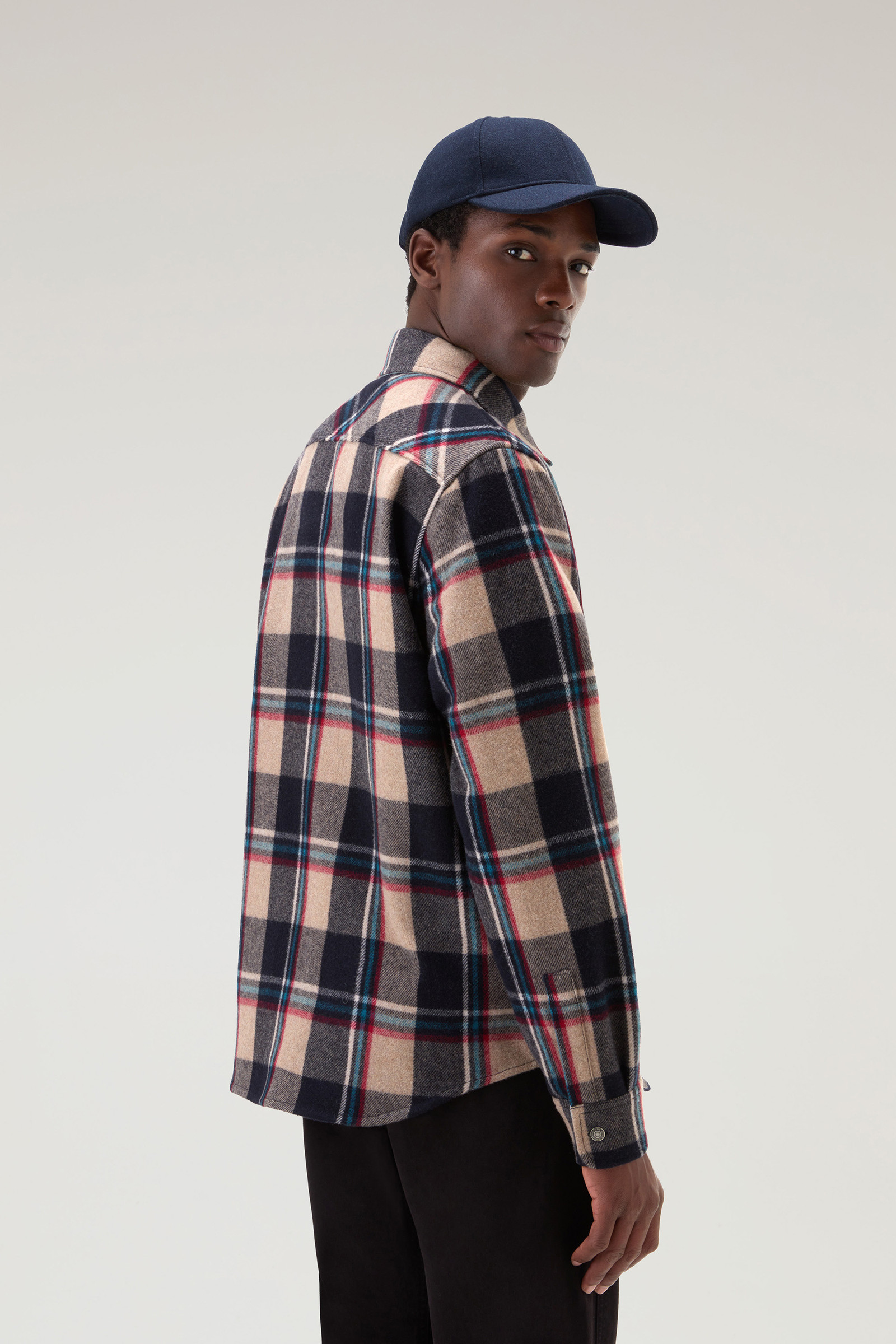 Overhemdjack met Alaskan Check van gerecycled Italiaans wolmix beige photo 3 | Woolrich