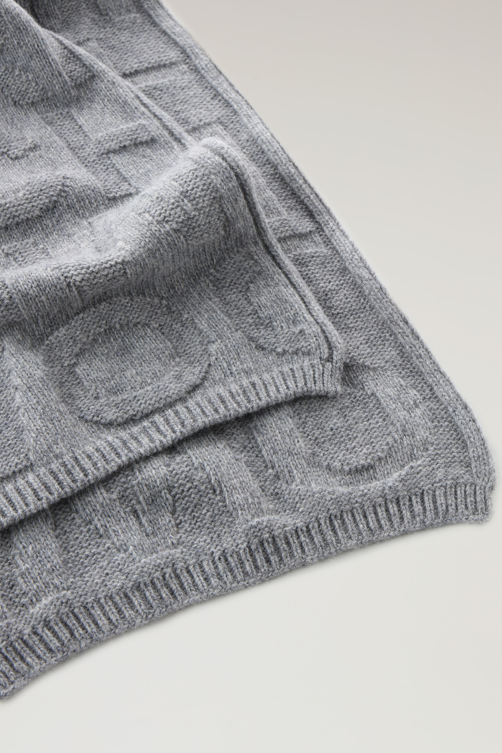 Kids' Monogram Scarf in Merino Wool Blend Grey photo 3 | Woolrich