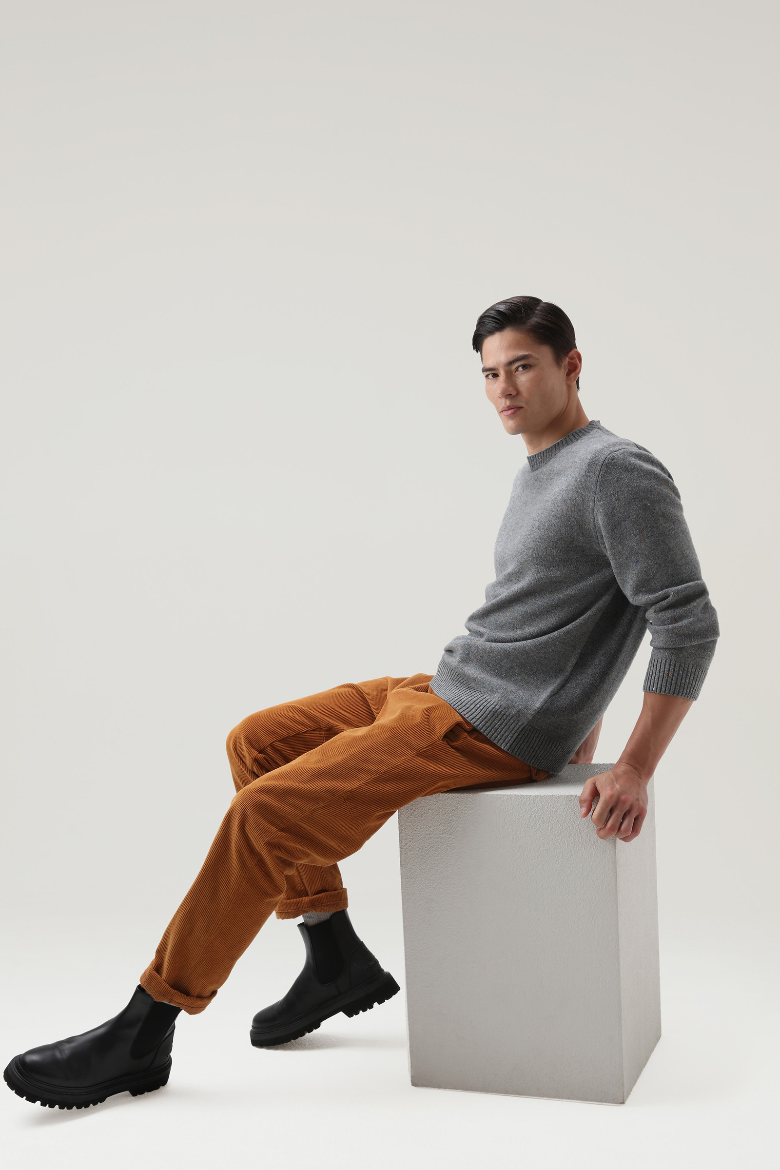 Merino Virgin Wool Crewneck with Tweed-Effect Grey photo 4 | Woolrich