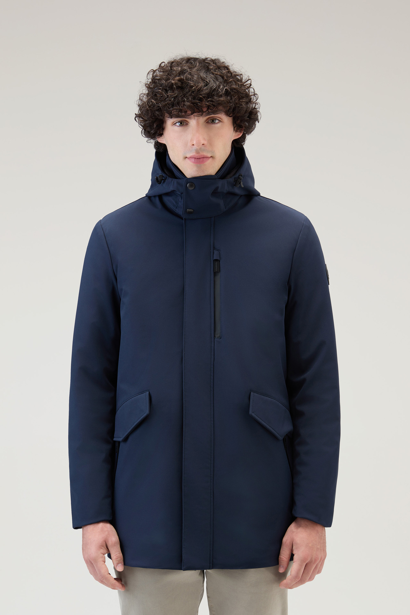 Men's Barrow Mac Coat in Tech Softshell Blue | Woolrich UK