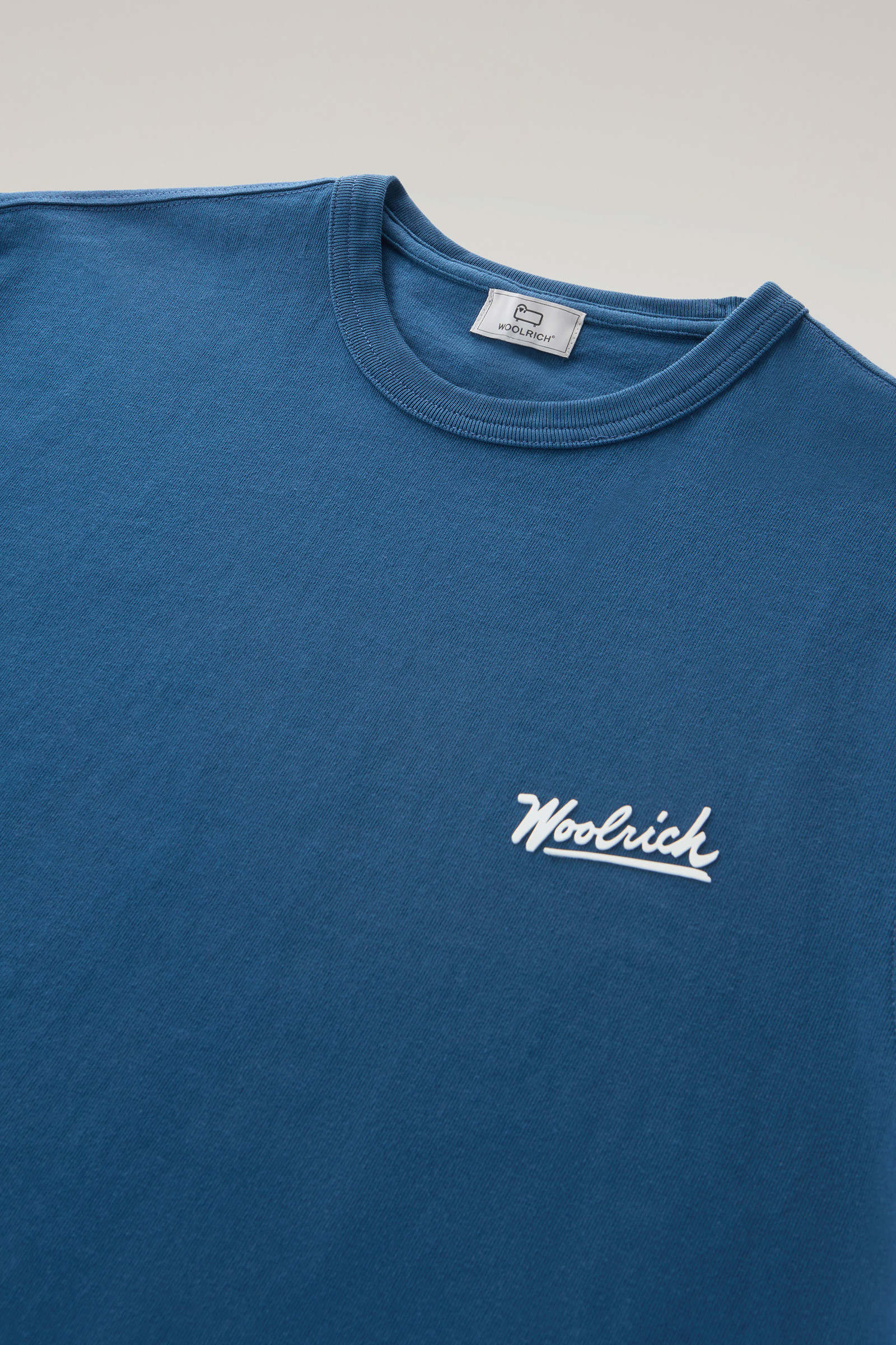 T-shirt en pur coton avec détails d’inspiration western au dos bleu photo 6 | Woolrich
