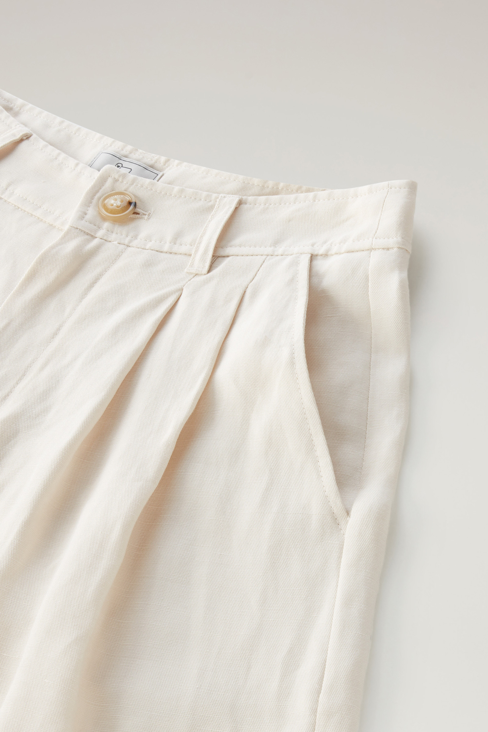 Shorts aus einer Leinen-Mischung mit Taschen weiß photo 6 | Woolrich