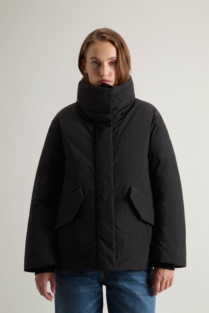 Cocoon Jacke aus Urban Touch Schwarz photo 1 | Woolrich