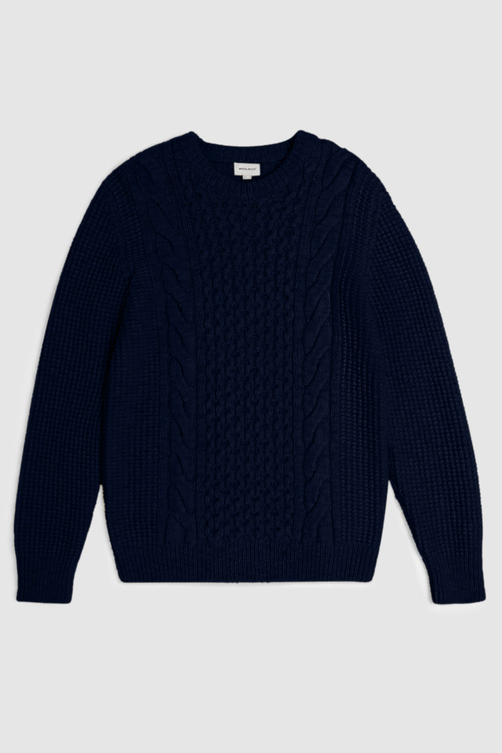 Maglione in lana girocollo a trecce