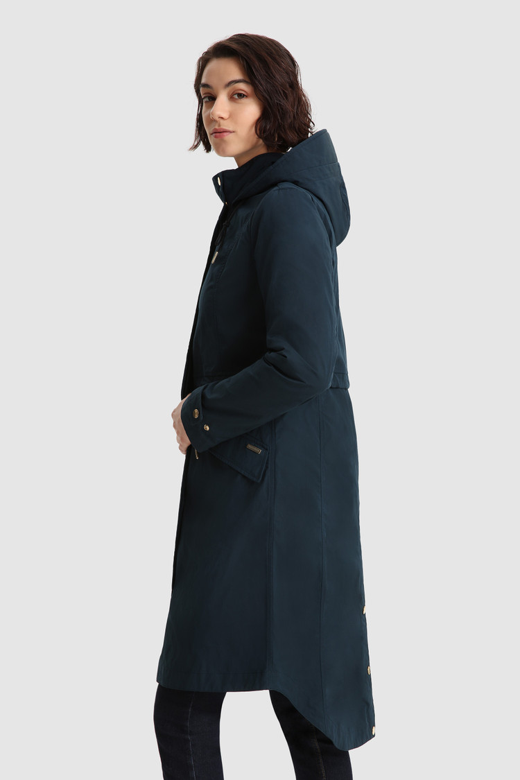 Parka Azun con cordón y capucha ajustable