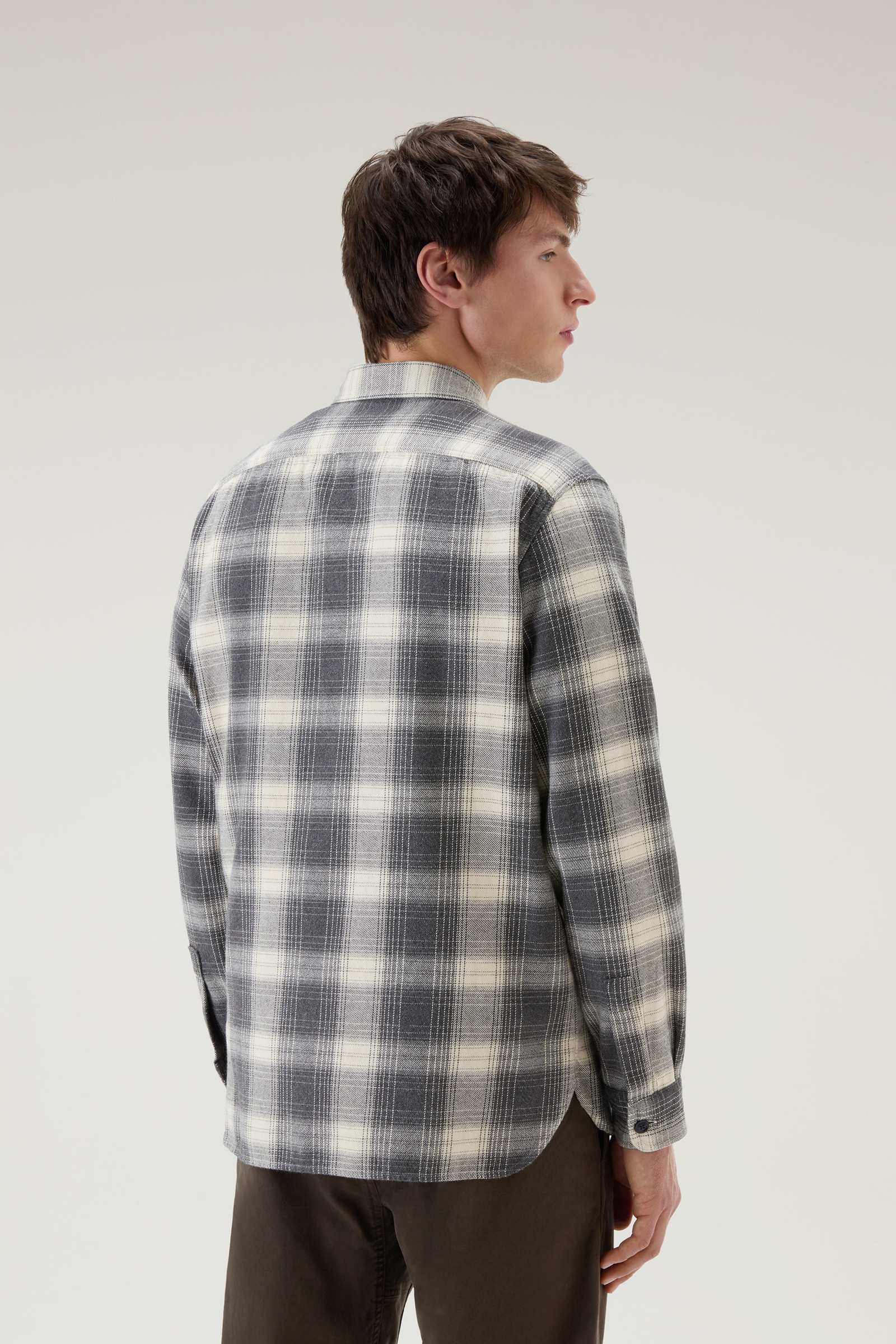 Camicia a quadri in flanella grigio photo 3 | Woolrich