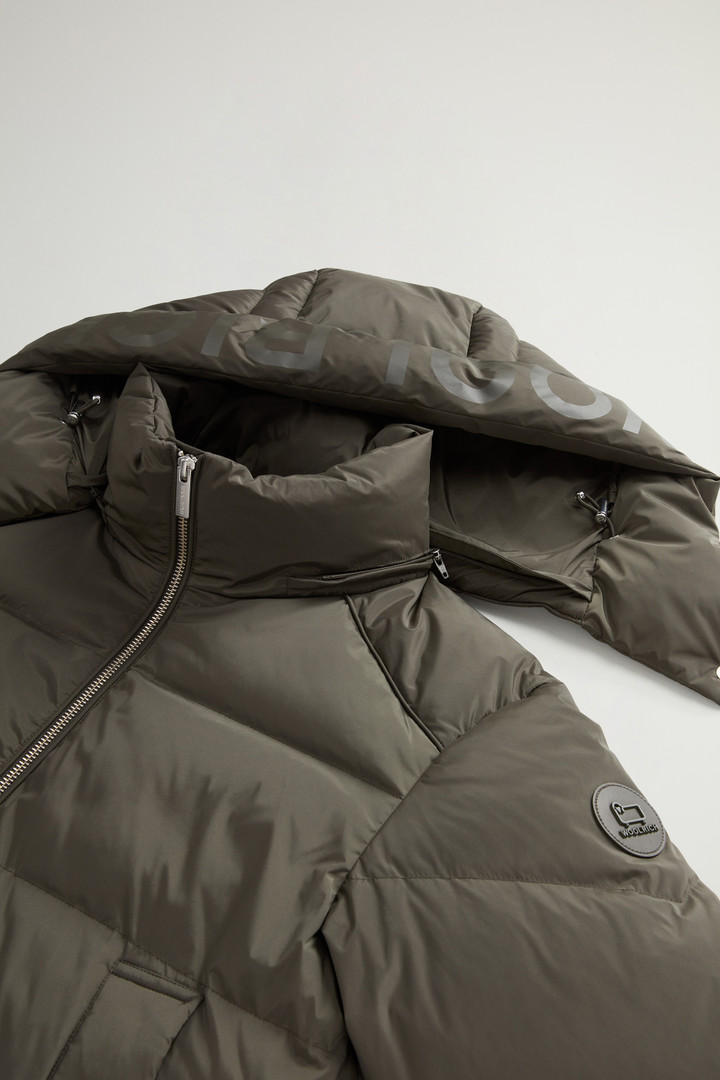 Short Alsea Down Jacket in Stretch Nylon with Detachable Hood Green photo 7 | Woolrich