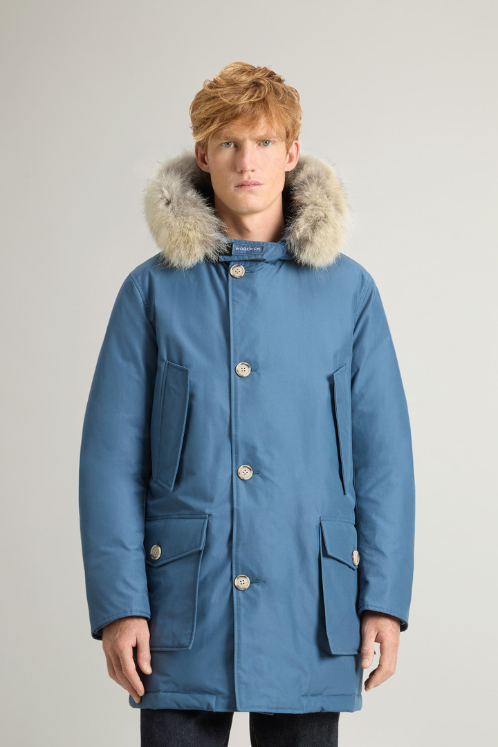 Men s Arctic Parka in Ramar Cloth with Detachable Fur Trim blue Woolrich PT