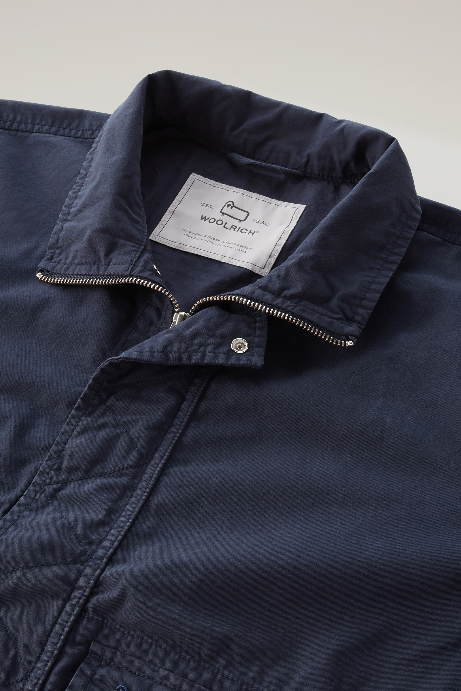 Stückgefärbte Bomberjacke mit Rundhalsausschnitt aus reiner Baumwolle blau photo 5 | Woolrich