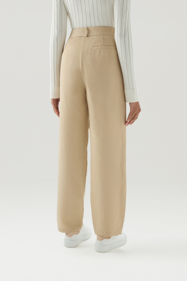 Pantalones de mezcla de lino con cinturón de tela Beige photo 3 | Woolrich