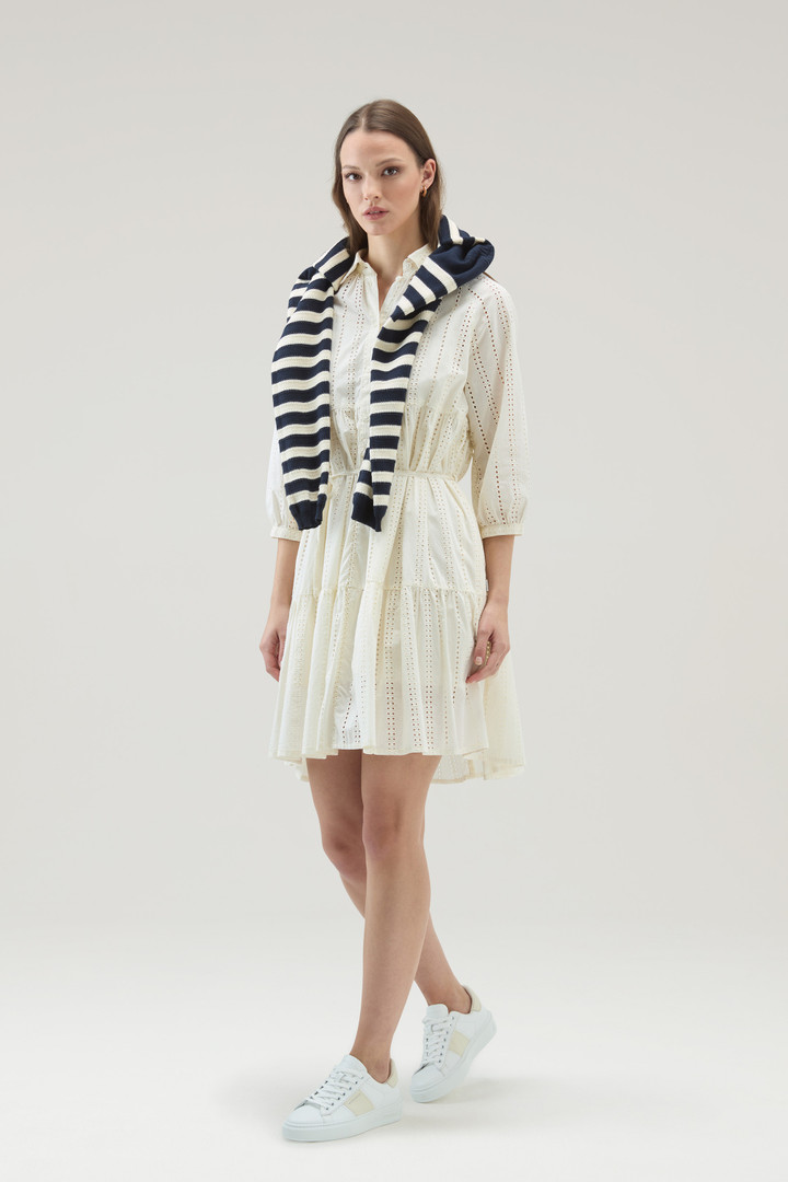Kurzes Kleid aus reiner Baumwolle mit Lochstickerei Weiß photo 2 | Woolrich