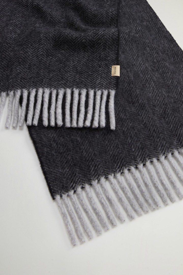 Scarf in Pure Wool with Checked Pattern Gray photo 3 | Woolrich