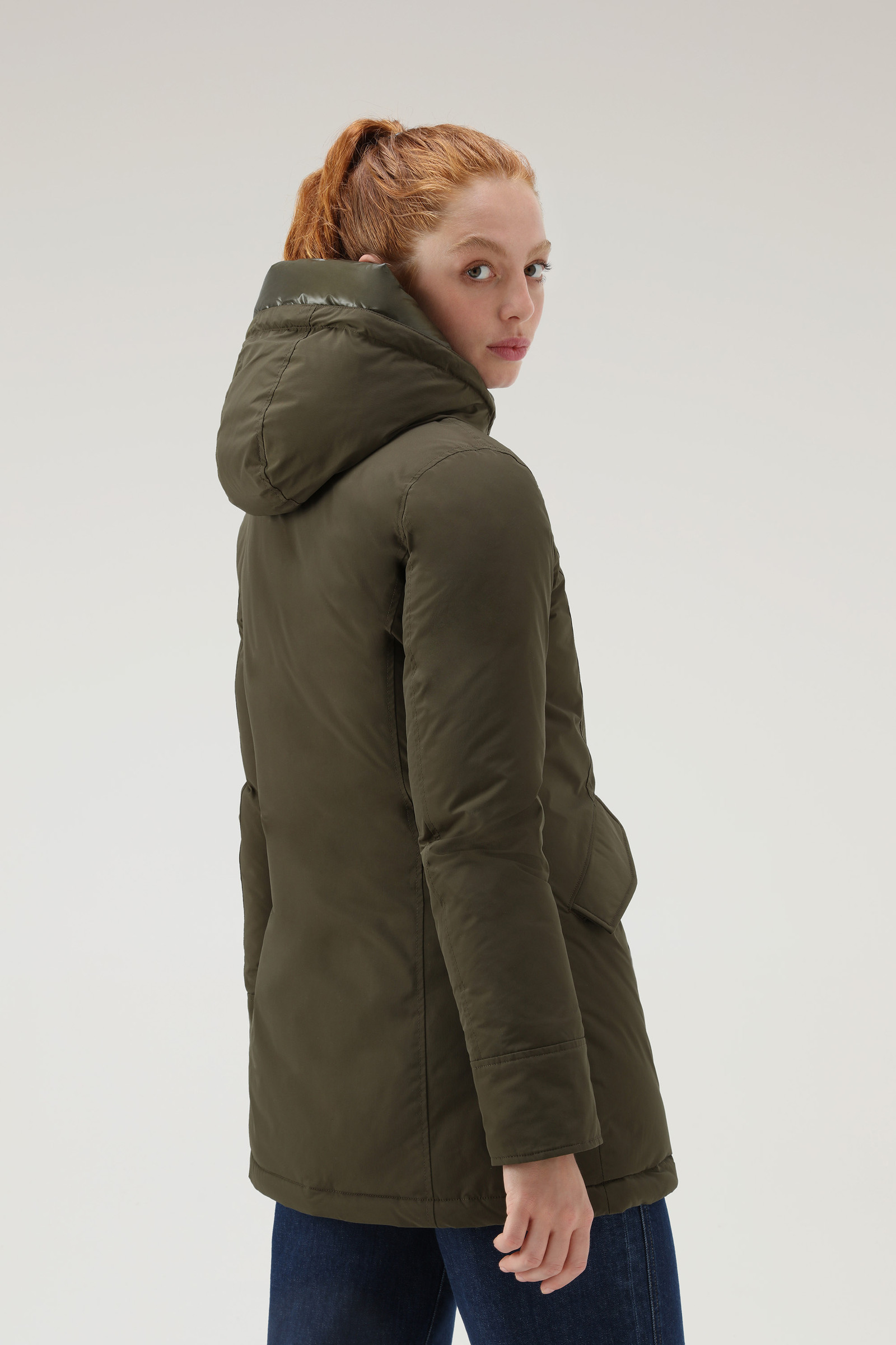 Arctic Parka Luxury con capucha y detalles brillantes Verde photo 3 | Woolrich