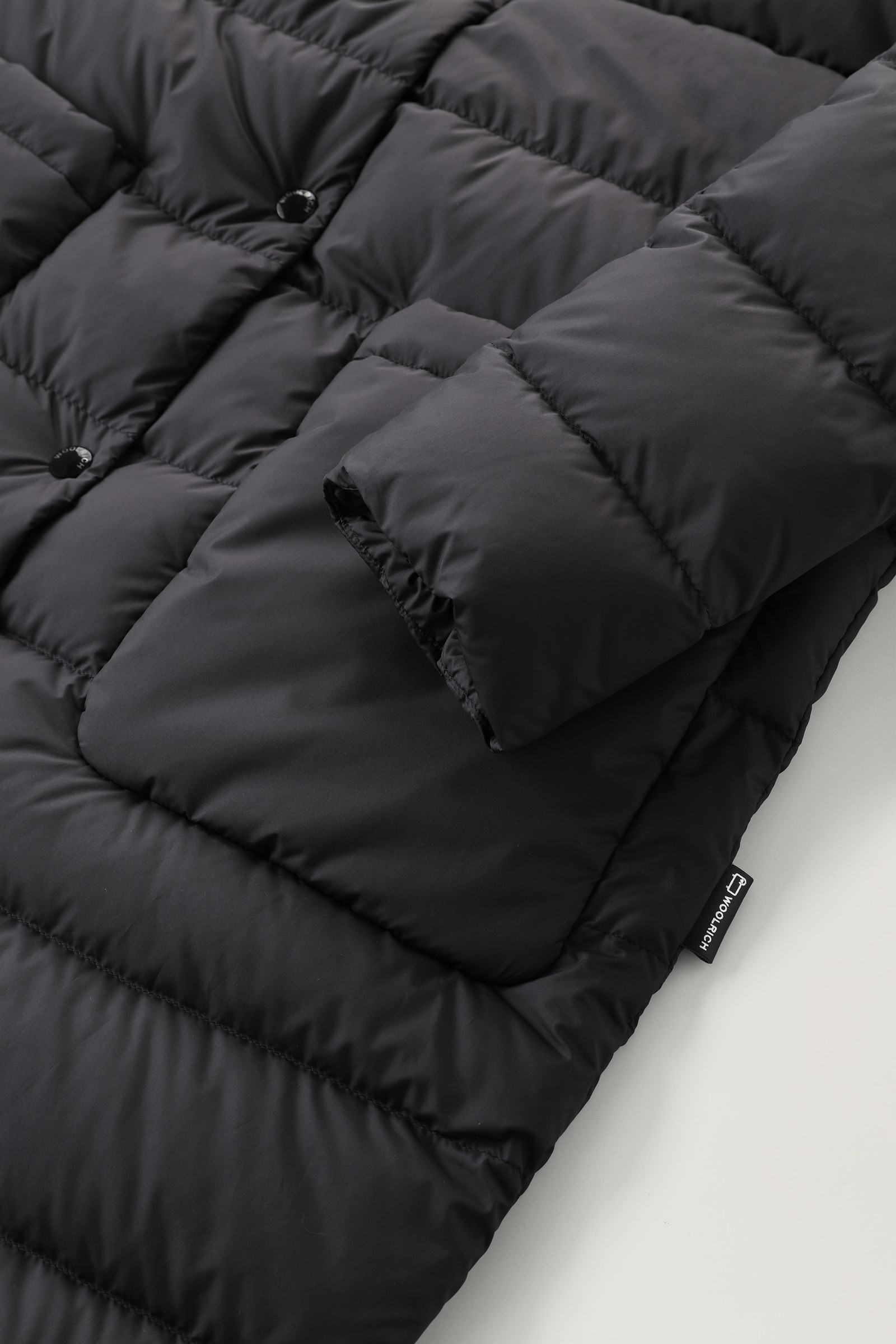 Quilted Ellis Microfiber Coat Black photo 7 | Woolrich