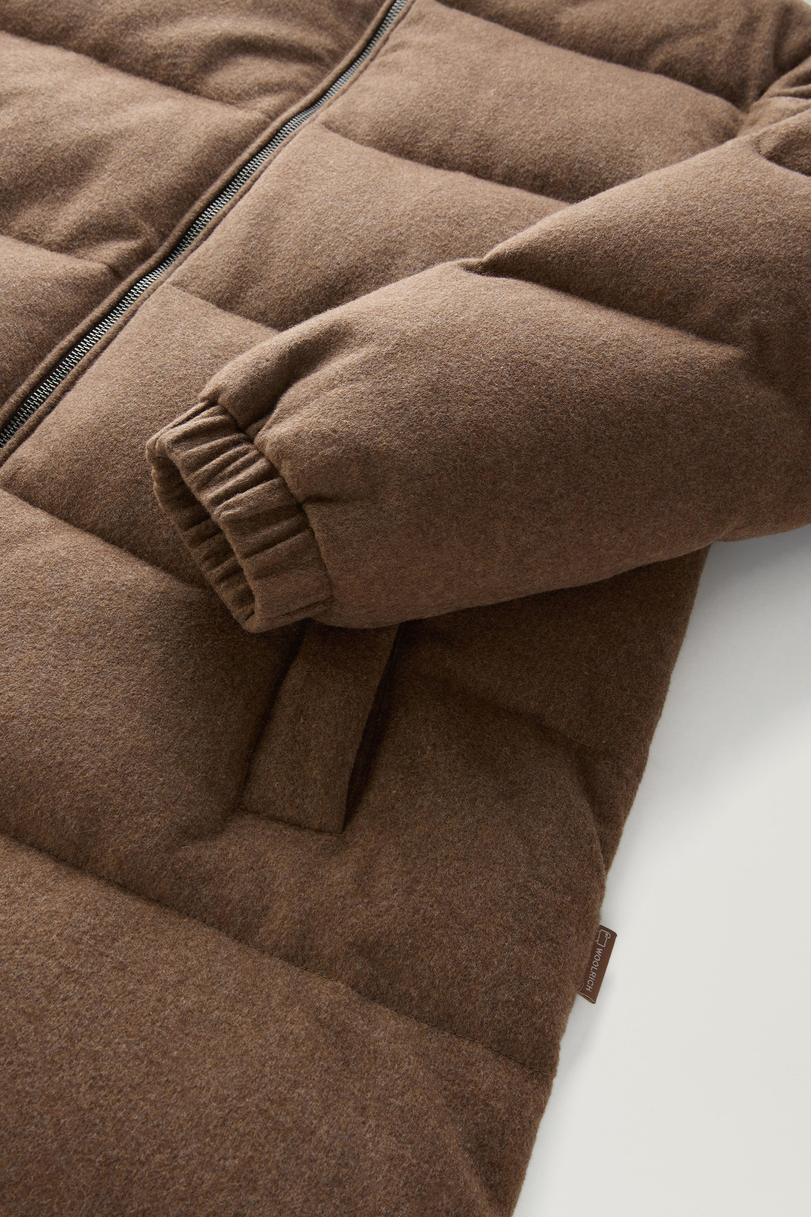Lange Daunenjacke aus reiner Schurwolle aus Loro-Piana-Gewebe braun photo 8 | Woolrich