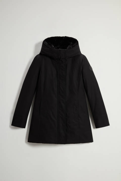 Boulder Parka in Ramar Cloth with Hood and Detachable Faux Fur Trim Black photo 2 | Woolrich