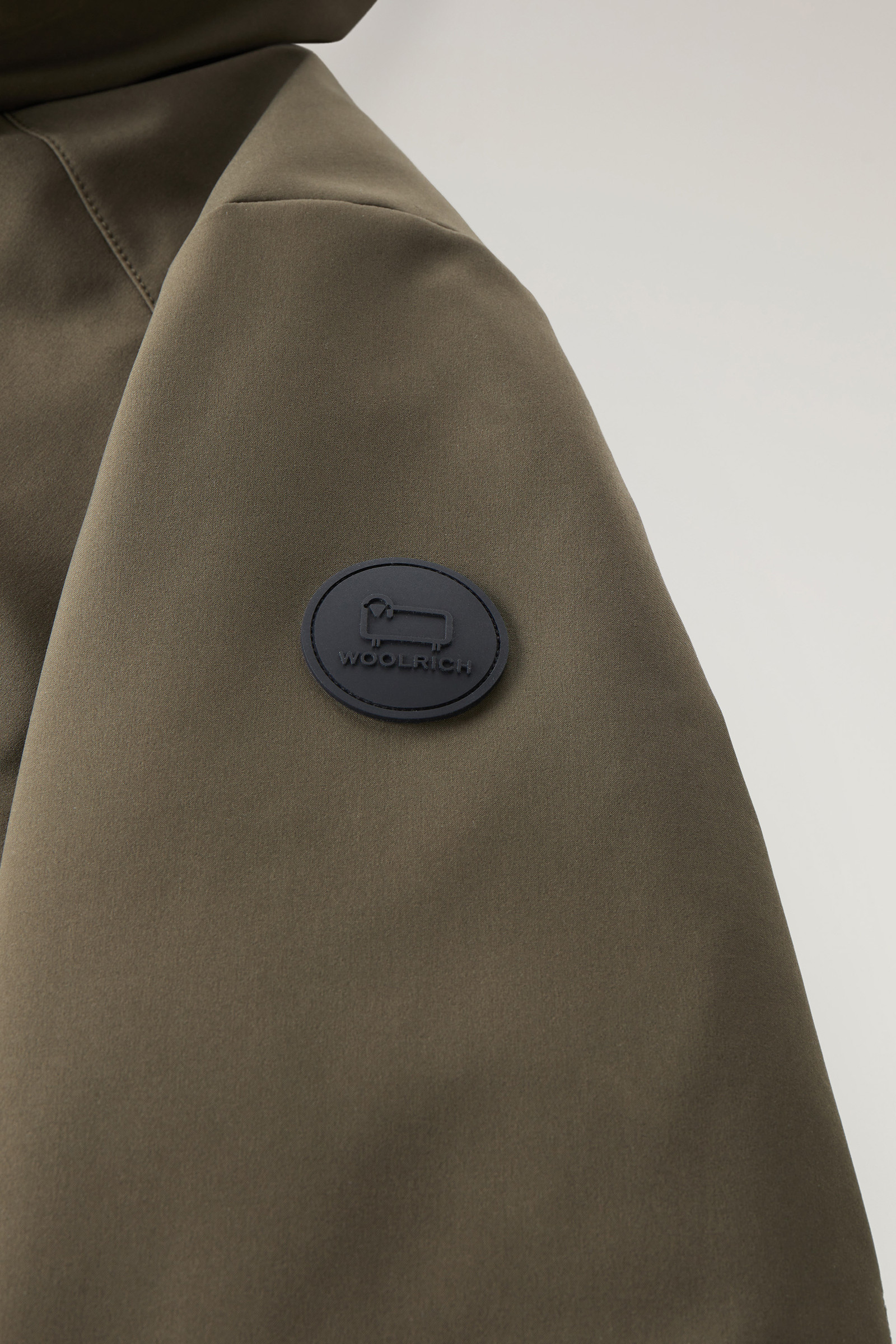 Parka in Tech Softshell Green photo 8 | Woolrich