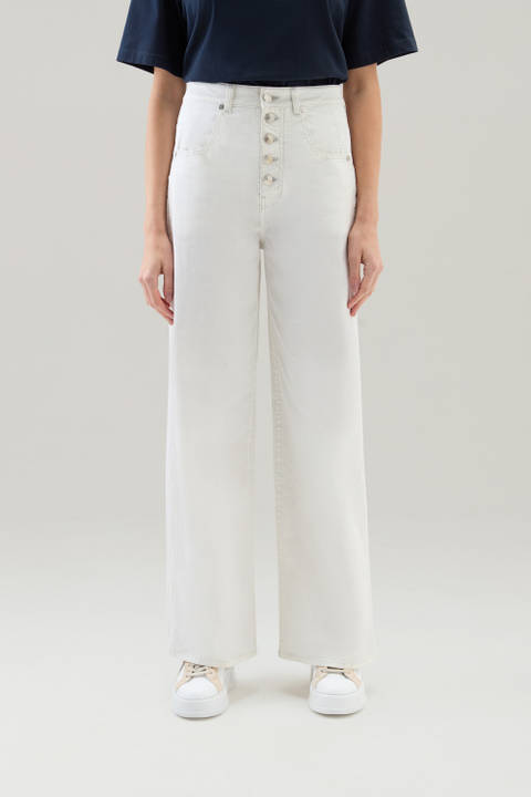 Pantalones de sarga de algodón elástico teñido en prenda Blanco | Woolrich