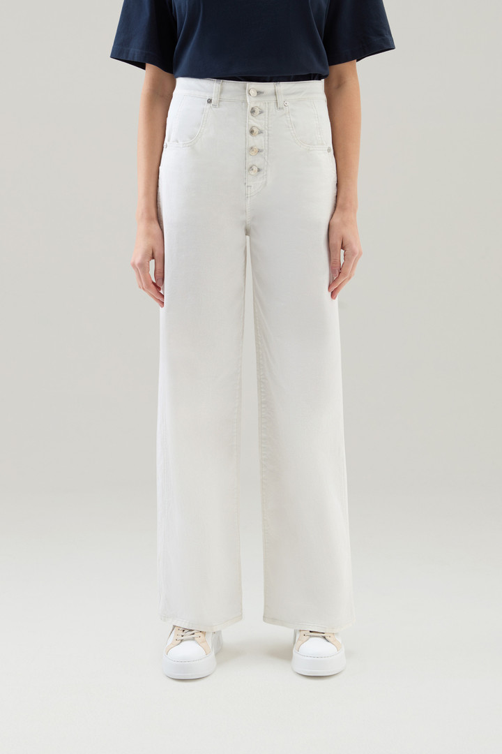Pantalones de sarga de algodón elástico teñido en prenda Blanco photo 1 | Woolrich