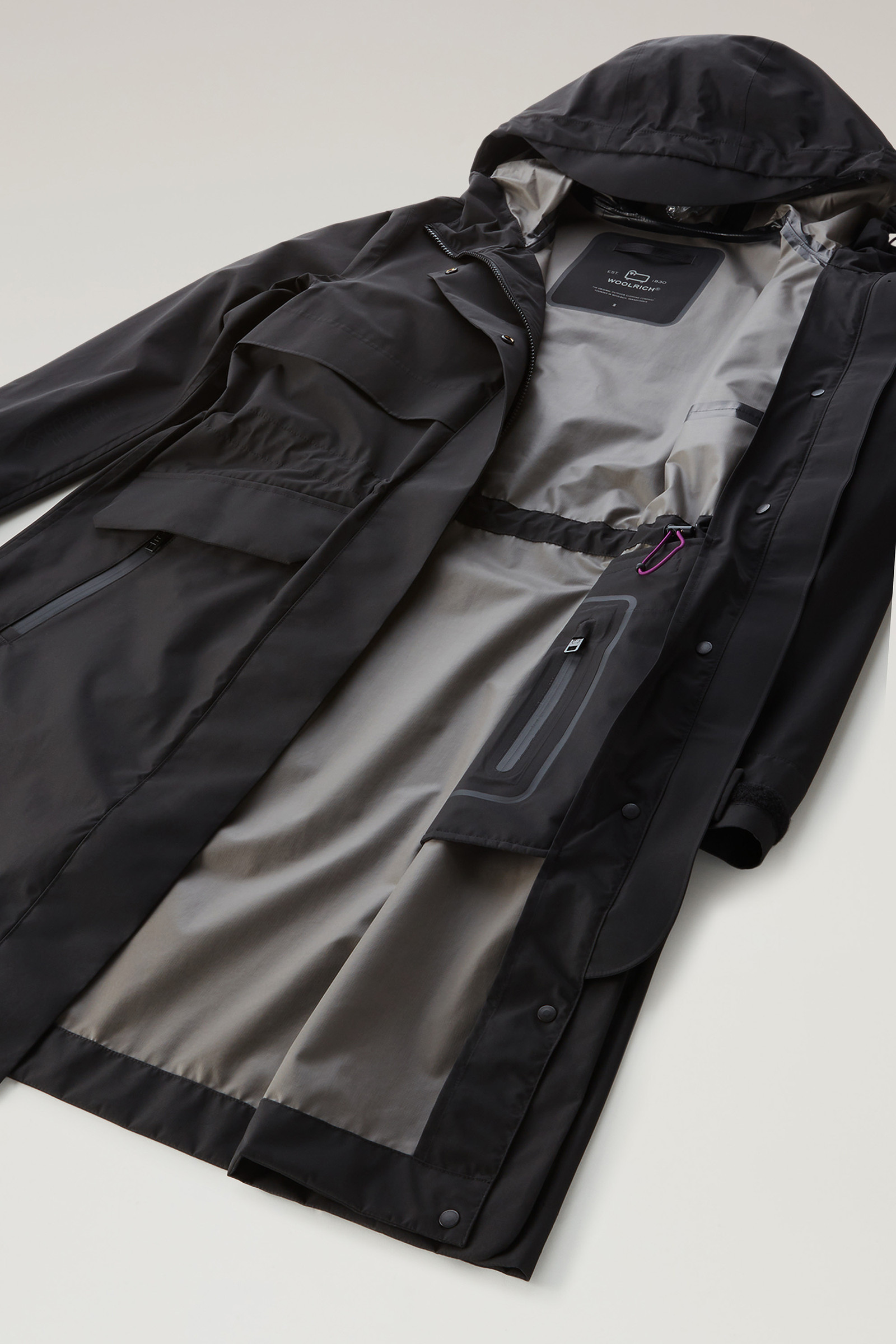 Long Hooded Parka in GORE-TEX INFINIUM Black photo 10 | Woolrich