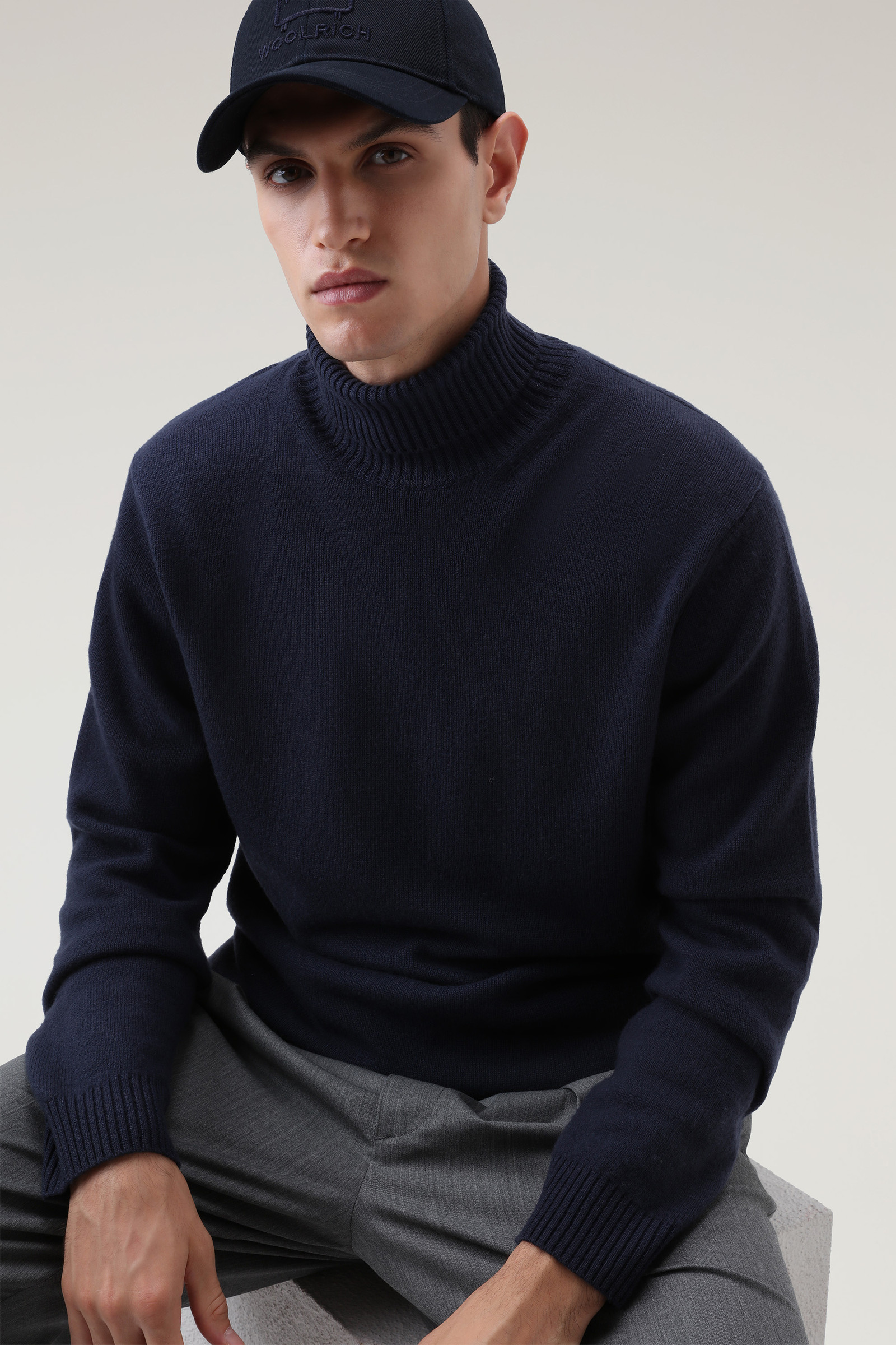 Garment-dyed Turtleneck Sweater in Pure Virgin Wool Blue photo 4 | Woolrich