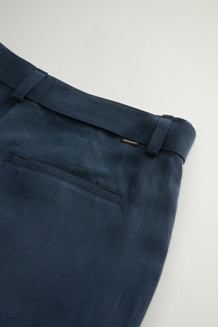 Garment-Dyed Linen-Blend Bermuda Shorts Blue photo 7 | Woolrich