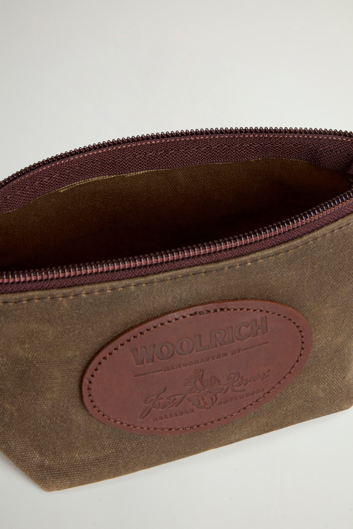 Accessory Pouch in Waxed Pure Cotton Green photo 6 | Woolrich