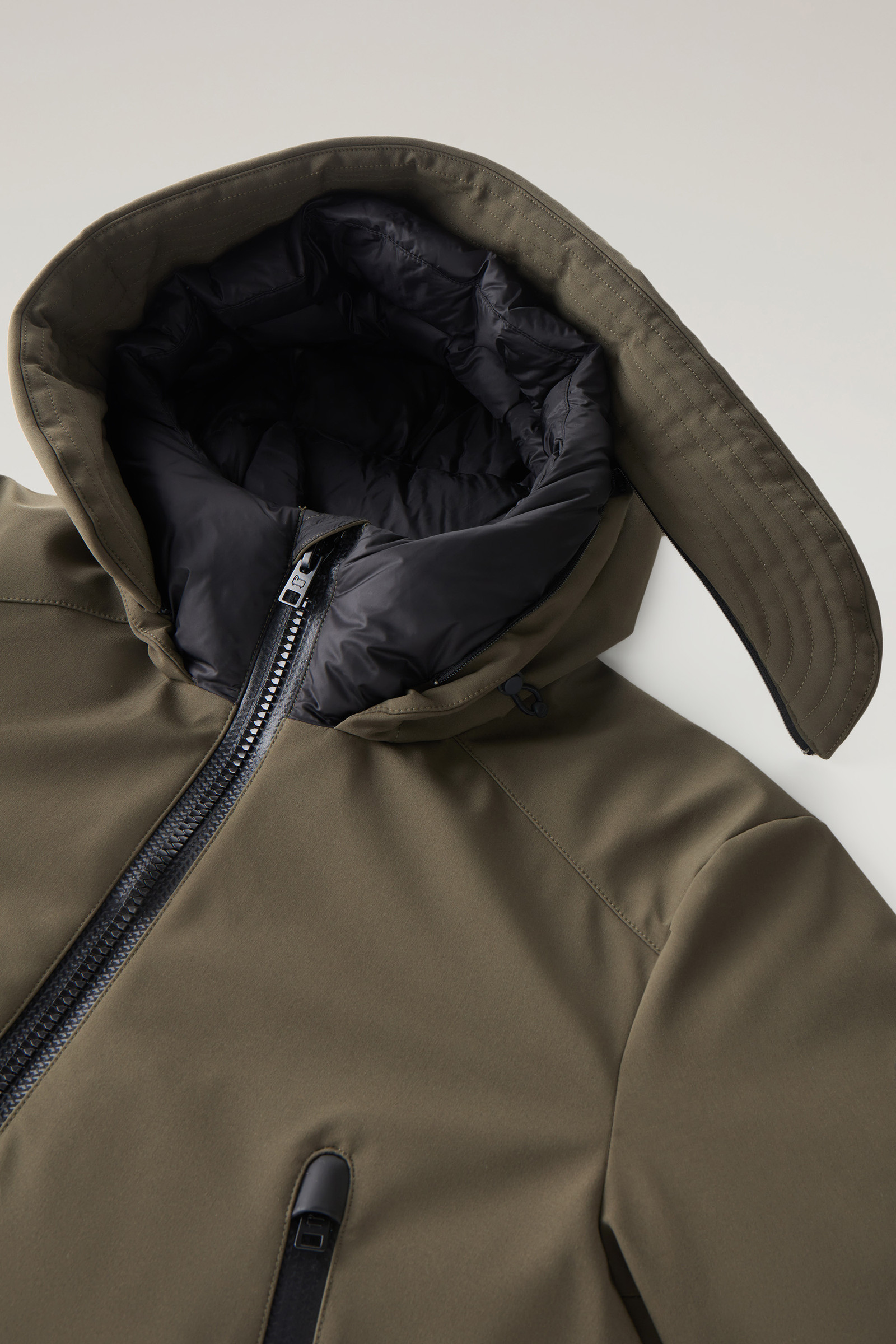 Parka in Tech Softshell Green photo 7 | Woolrich