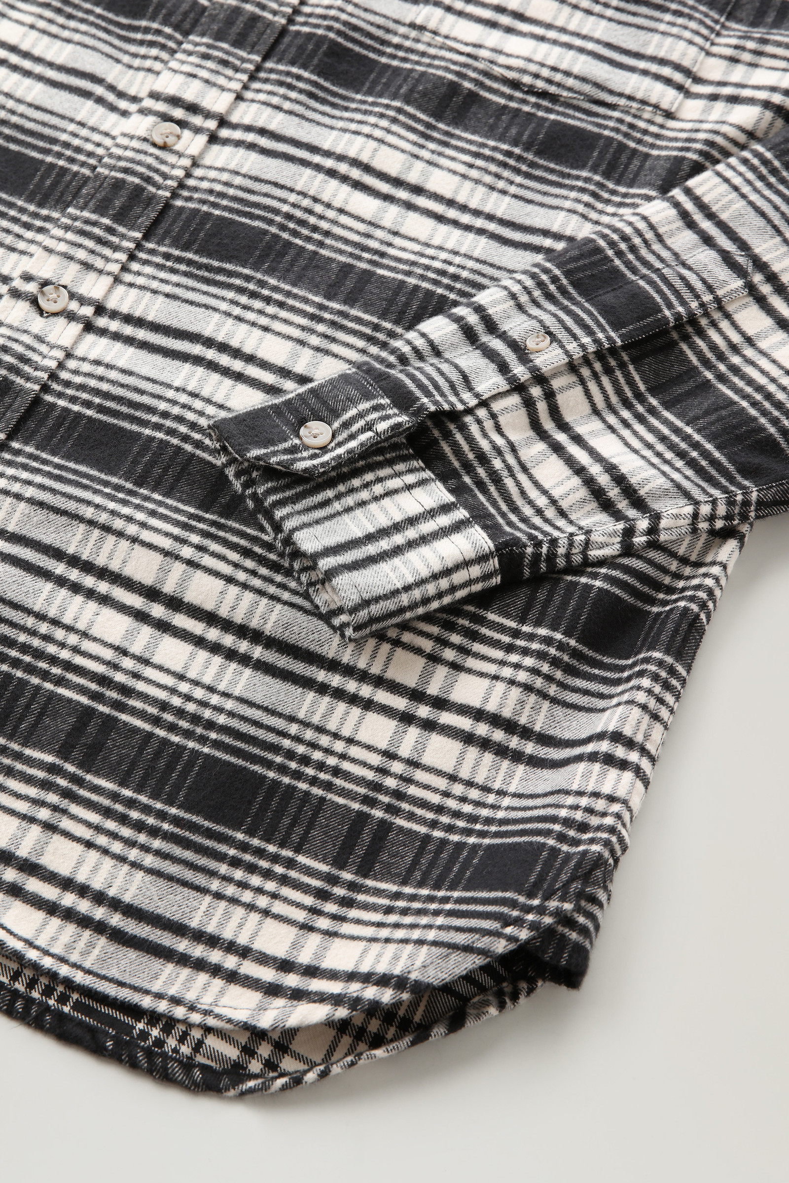 Men's Traditional Flannel Check Shirt White | Woolrich USA