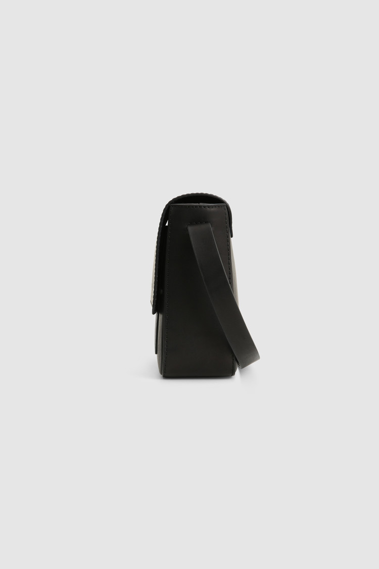 Sac en cuir avec fermeture magnétique
