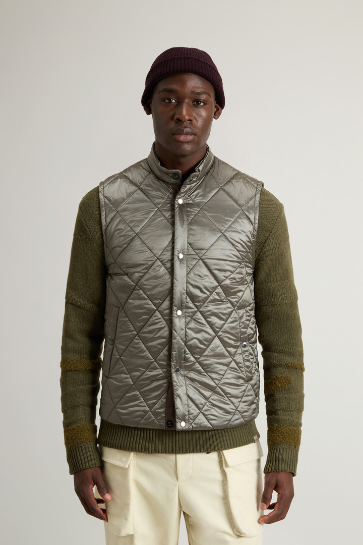 Yarn-Dyed Quilted Nylon Vest Gray photo 1 | Woolrich