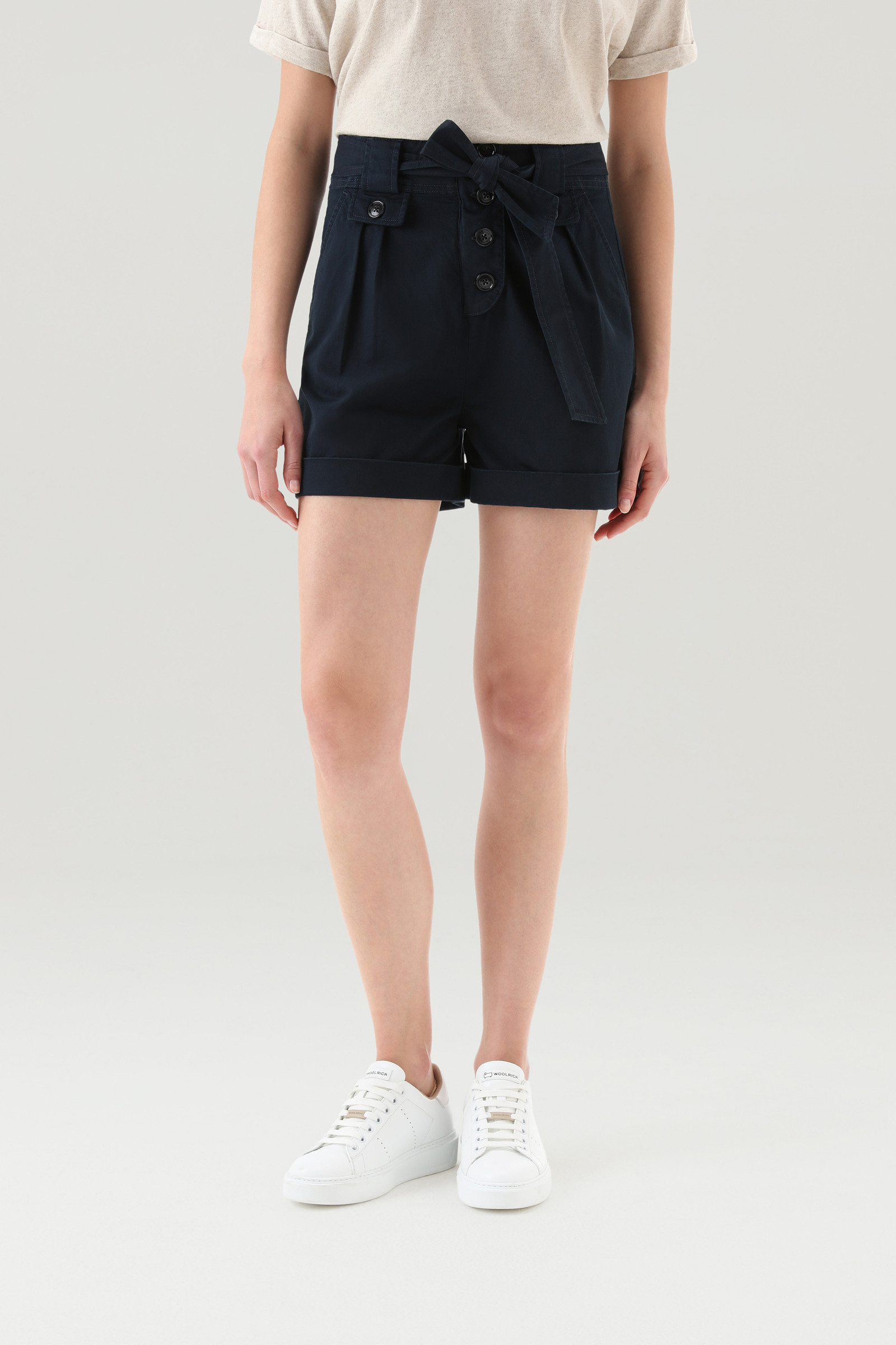 Pantaloncini in twill di cotone elasticizzato tinti in capo blu | Woolrich