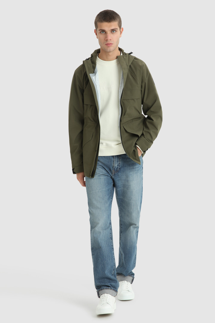 Zweilagige, wasserdichte, ultraleichte Jacke Mountain Grün photo 2 | Woolrich