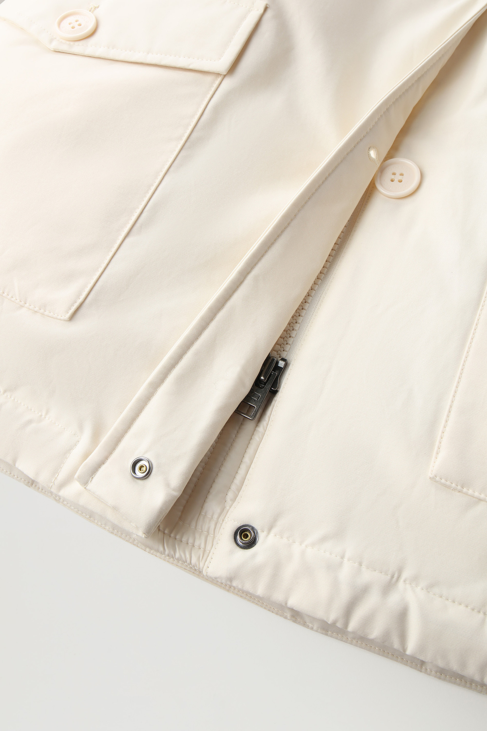 Arctic Parka en Ramar Cloth con cuatro bolsillos blanco photo 9 | Woolrich