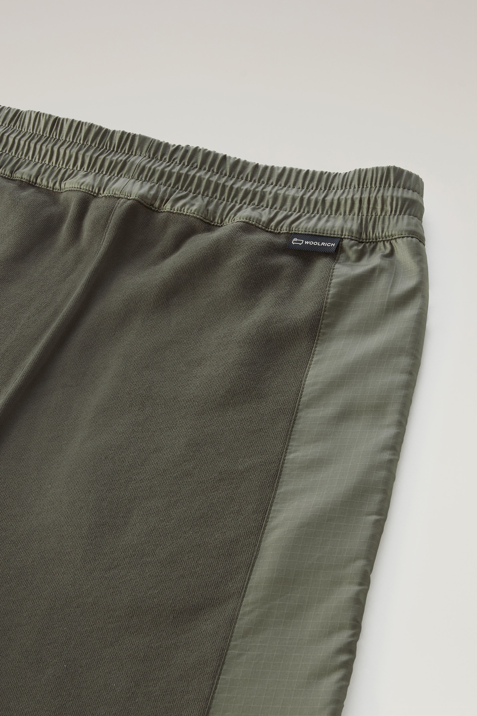 Jogger Pants in Pure Cotton and Ripstop nylon Green photo 6 | Woolrich