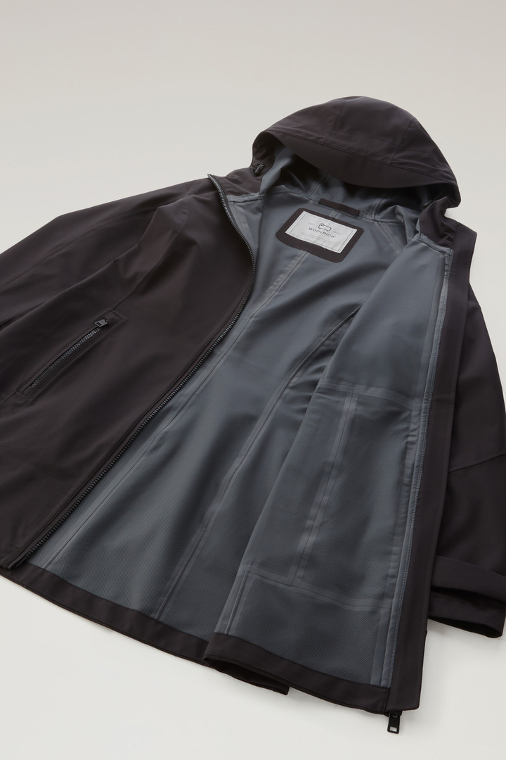 Parka ligera Leavitt impermeable con capucha Negro photo 10 | Woolrich