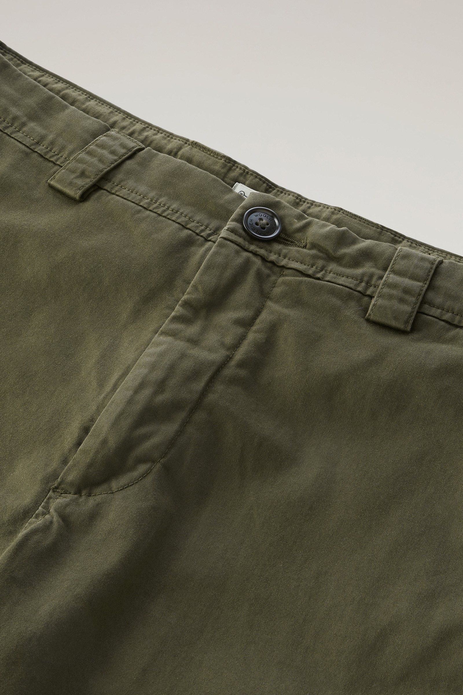 Pantaloncini cargo tinti in capo verde photo 2 | Woolrich