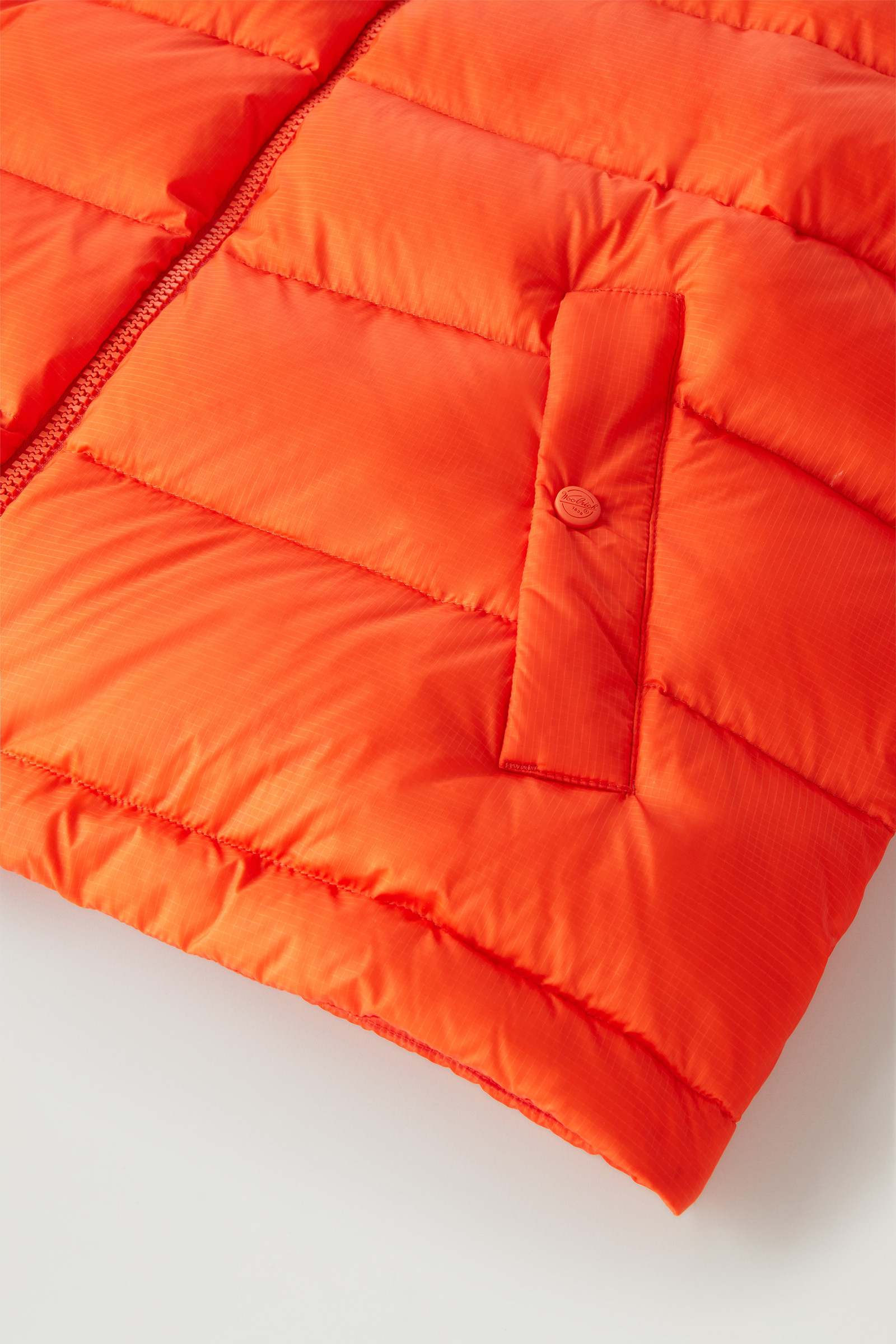 Down Jacket in Ripstop Nylon - Serving the People / Woolrich Red photo 7 | Woolrich