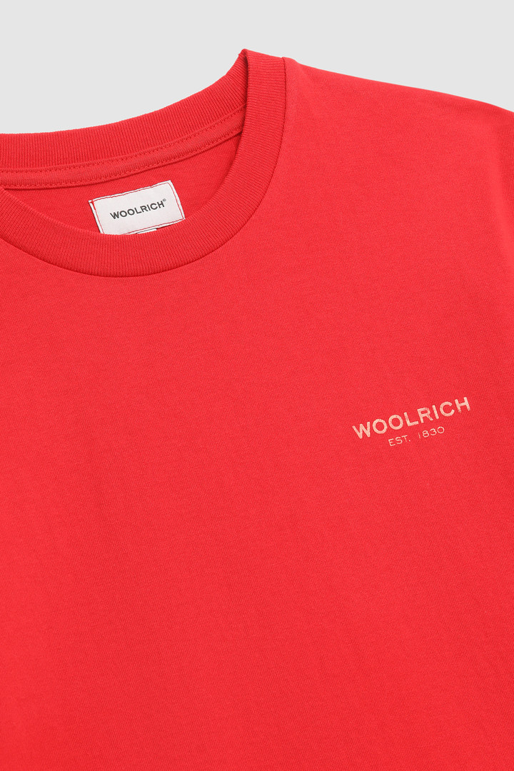 Camiseta con logotipo