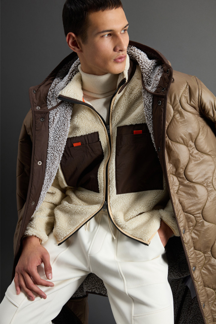 Sweatshirt aus Sherpa-Fleece mit kontrastierenden Besätzen by Todd Snyder Beige photo 4 | Woolrich