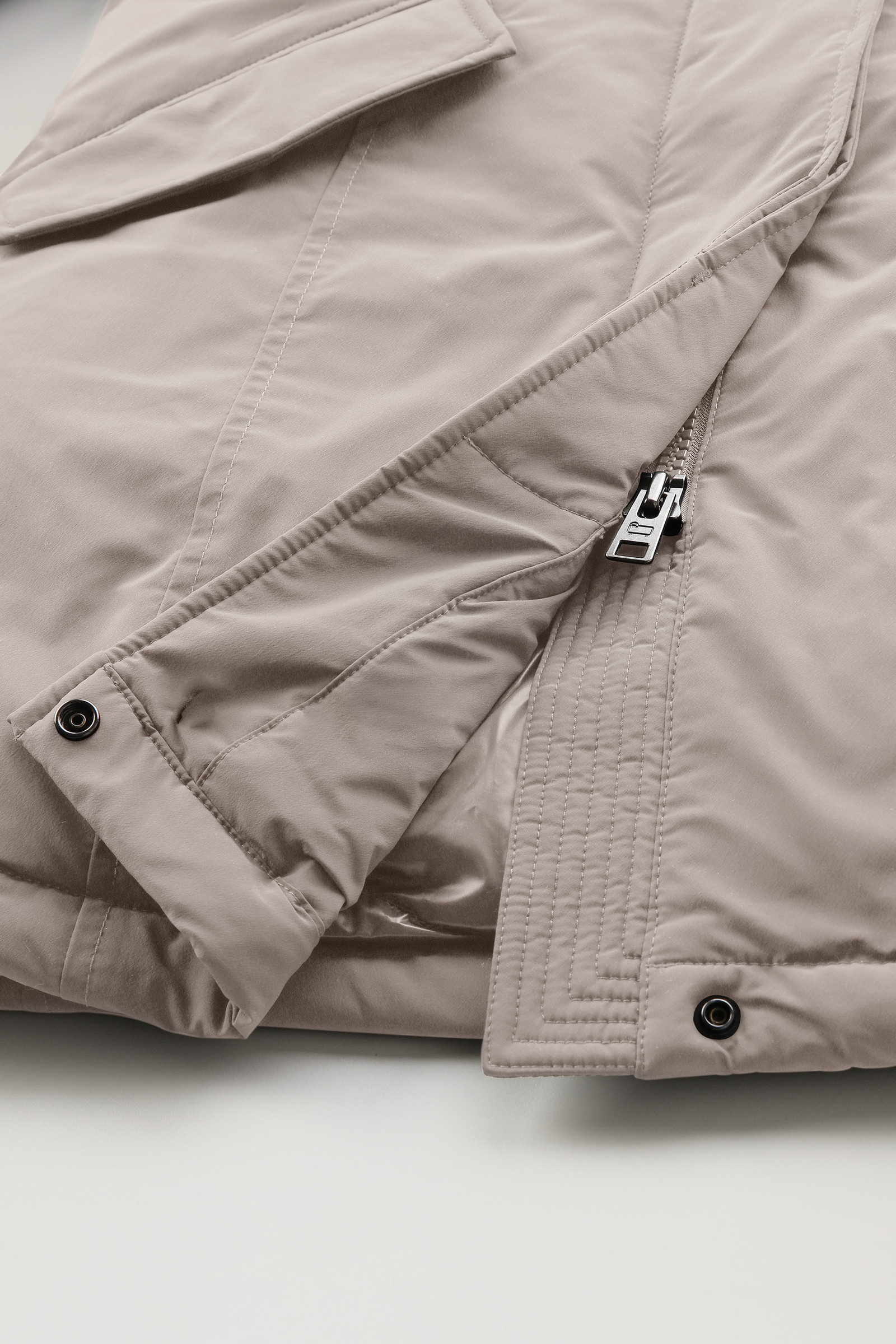 Arctic Parka aus Urban Touch taubengrau photo 8 | Woolrich