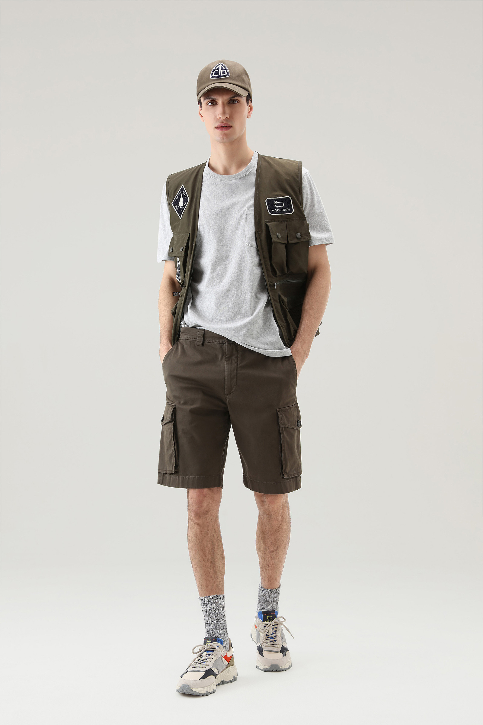 T-shirt in Pure Cotton with Chest Pocket Grey photo 2 | Woolrich