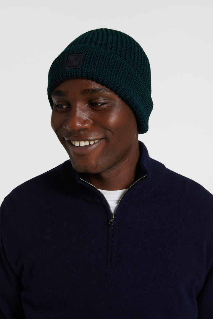 Wool beanie with check logo