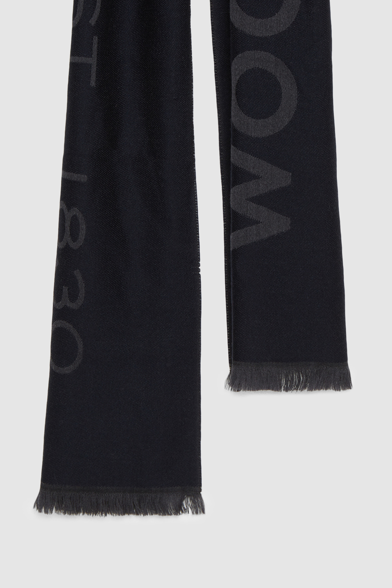 Wool scarf with maxi Woolrich logo