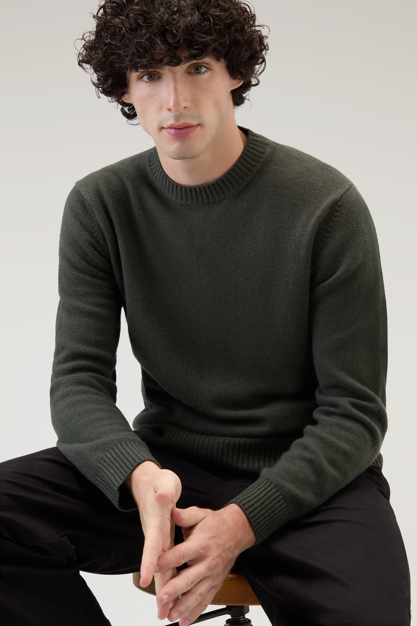 Garment-dyed Crewneck in Pure Virgin Wool Green photo 4 | Woolrich