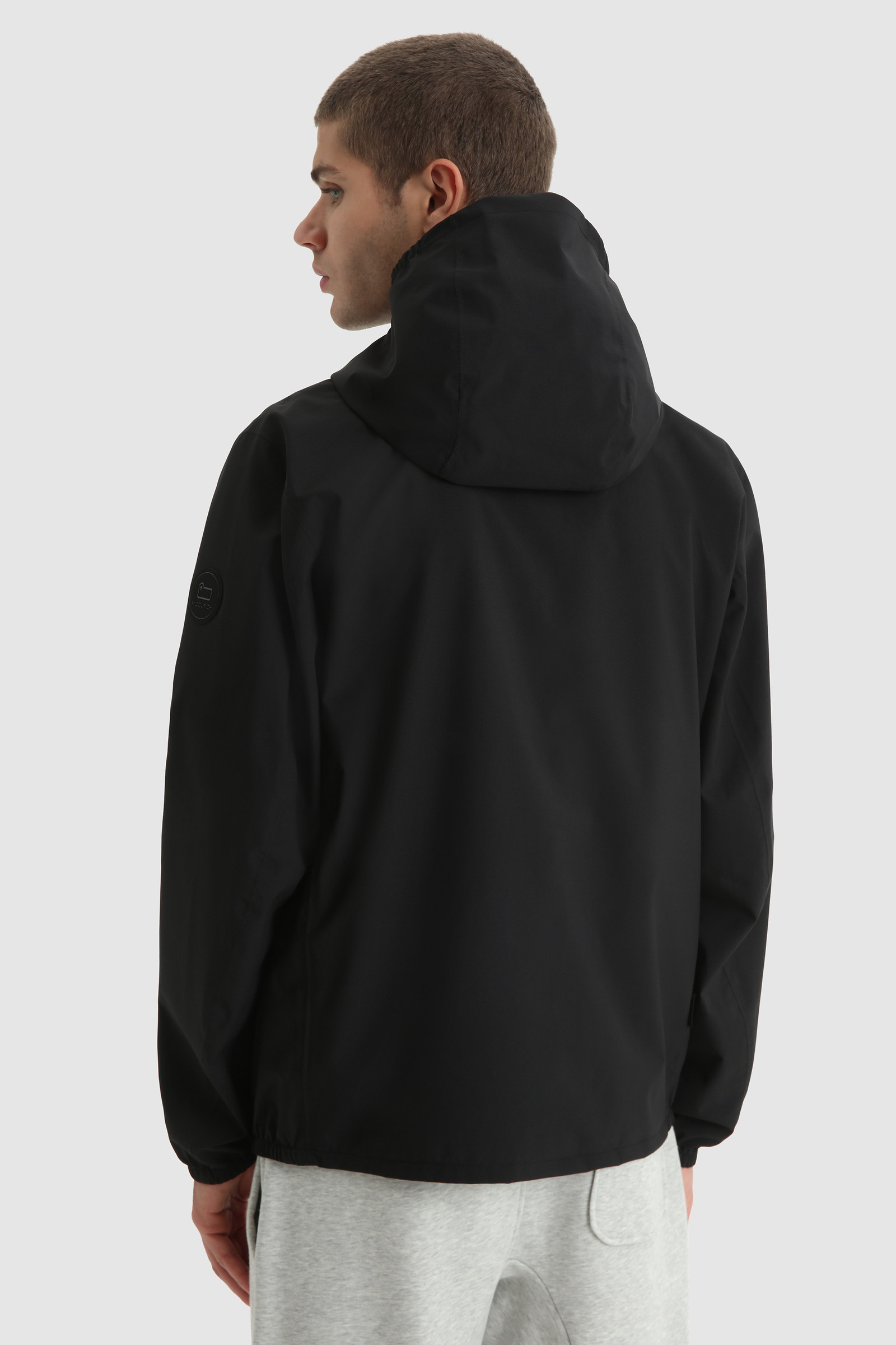 Veste Pacific ultralégère étanche à deux épaisseurs noir photo 3 | Woolrich