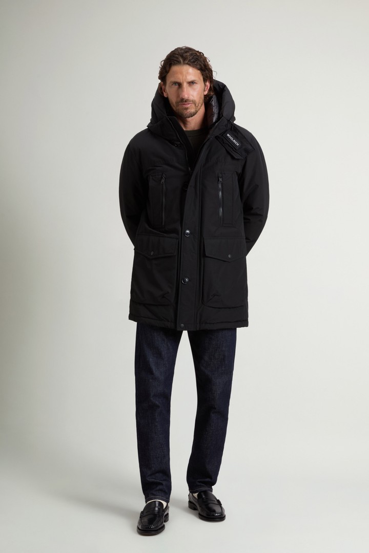 WOOLRICH ARCTIC PARKA ML ／New BLACK Men's Arctic Parka Evolution in Ramar Cloth black | Woolrich GB