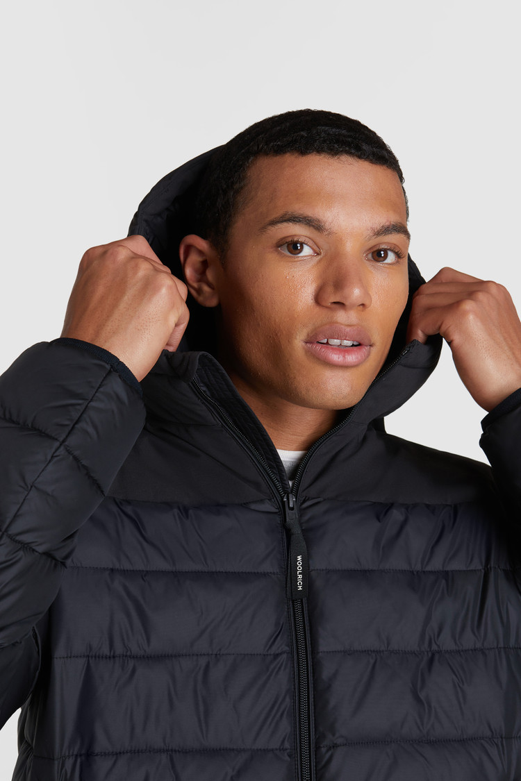 Veste à capuche avec motif intarsia